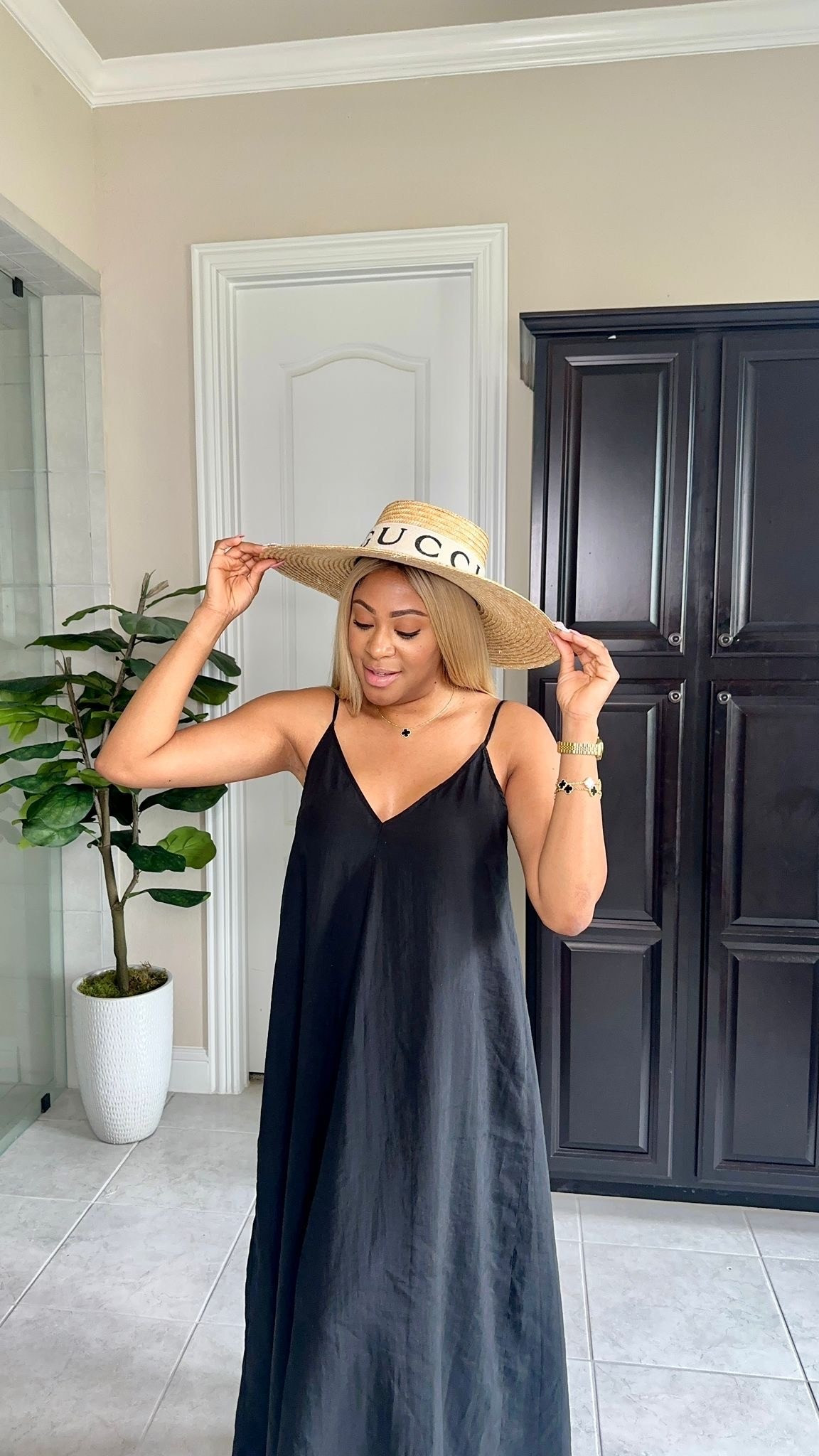 Vacay mode: activated. From sunrise strolls to candlelit dinners, Brilliant Glam Lifestyle brings the glam to every resort moment ✨ Think flowy maxis, glam cover-ups, and statement shades—all the essentials for your picture-perfect getaway.#BrilliantGlamLifestyle #ResortFashion #VacationWardrobe #GlamGetaway #LTKResort #ChicEscape #BeachGlam #TravelStyleGoals #PinterestStyleInspo #SunKissedLooks #PackInStyle

#LTKSeasonal #LTKSummerEdit #LTKStyleTip