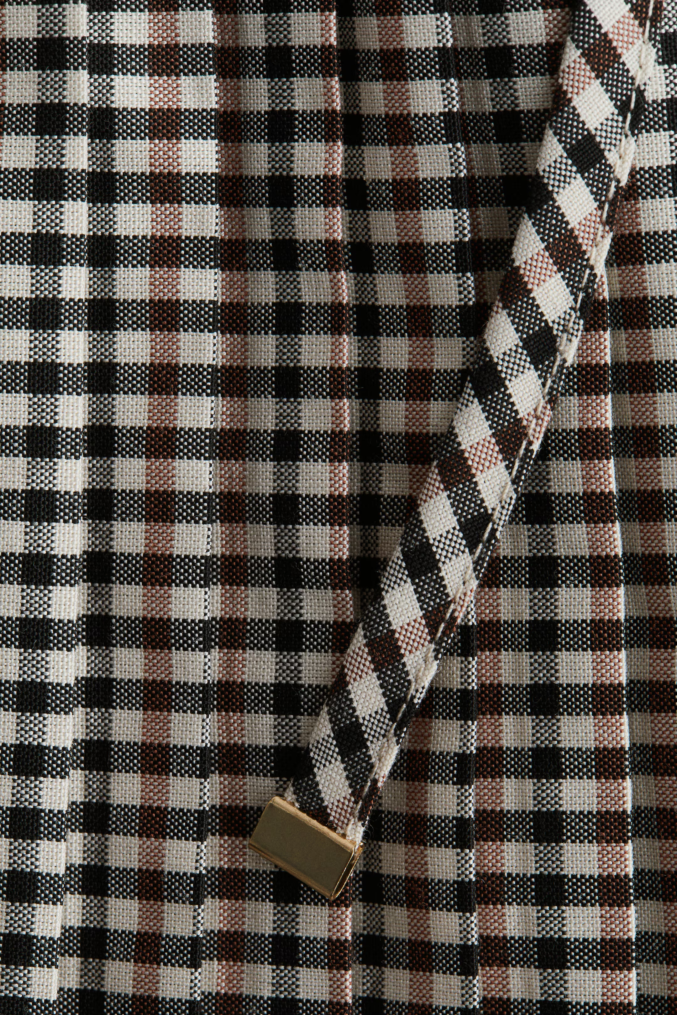 Pleated mini skirt | H&M (UK, MY, IN, SG, PH, TW, HK)