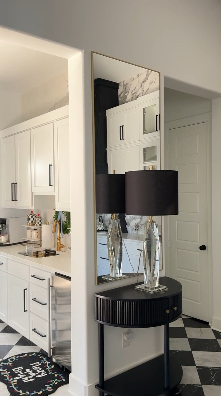 This $125 Amazon 6 foot mirror looks so high end! 

Amazon home, modern finds, Amazon finds, retailer, floor mirror, gold mirror, pottery barn, restoration hardware, modern home, modern organic, glam home


#LTKHome #LTKVideo #LTKStyleTip