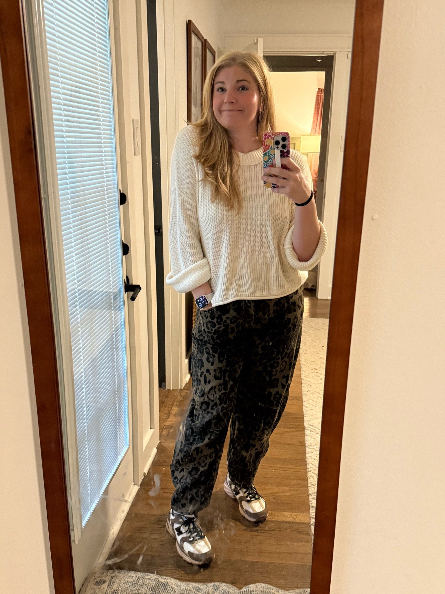 Sweater is last season so linked this year version from target! I sized up 2 sizes to get it oversized! 