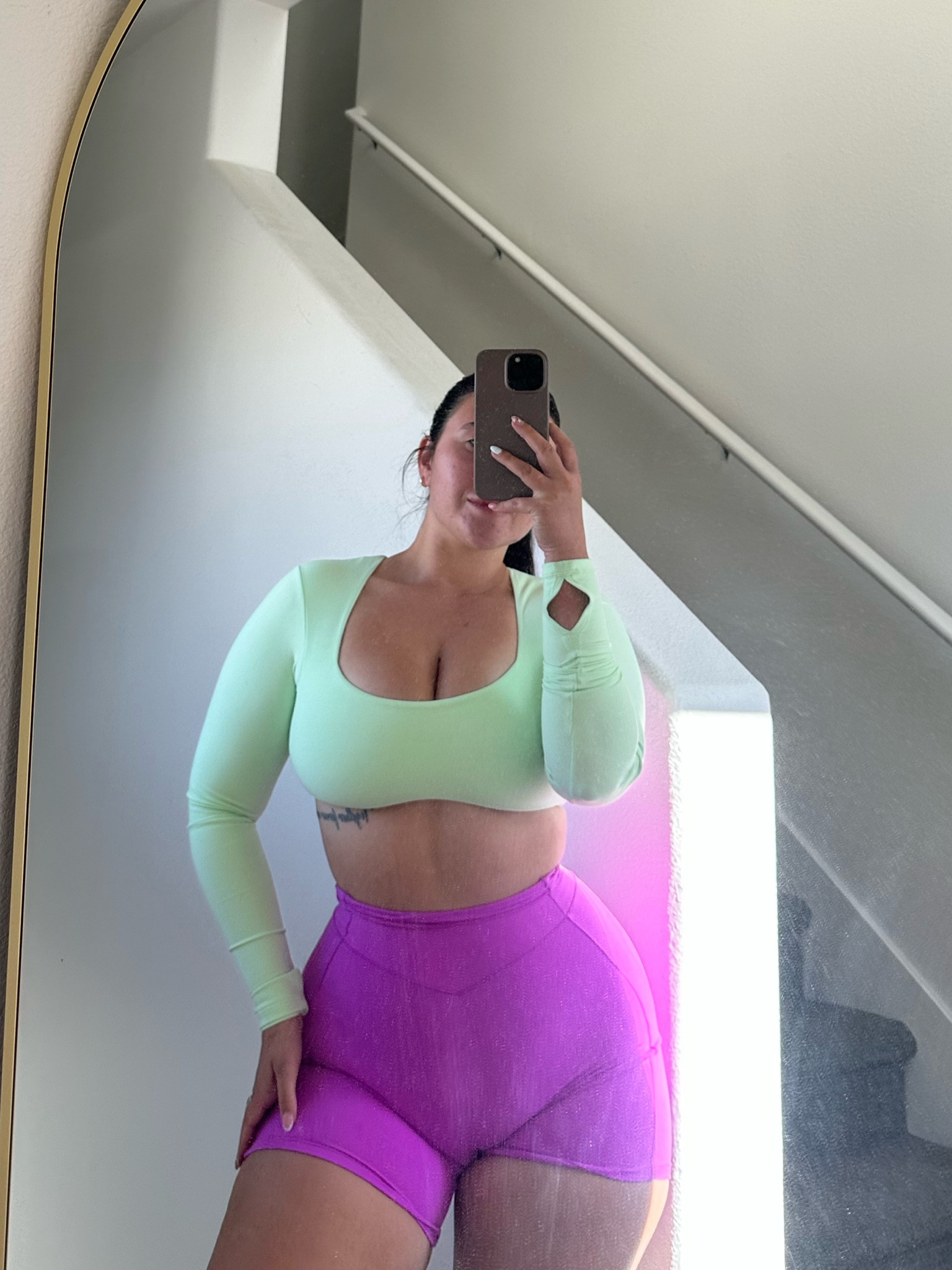 Colorful gym fits all summer 🍀🩷

#gymoutfit 

#LTKMidsize #LTKActive