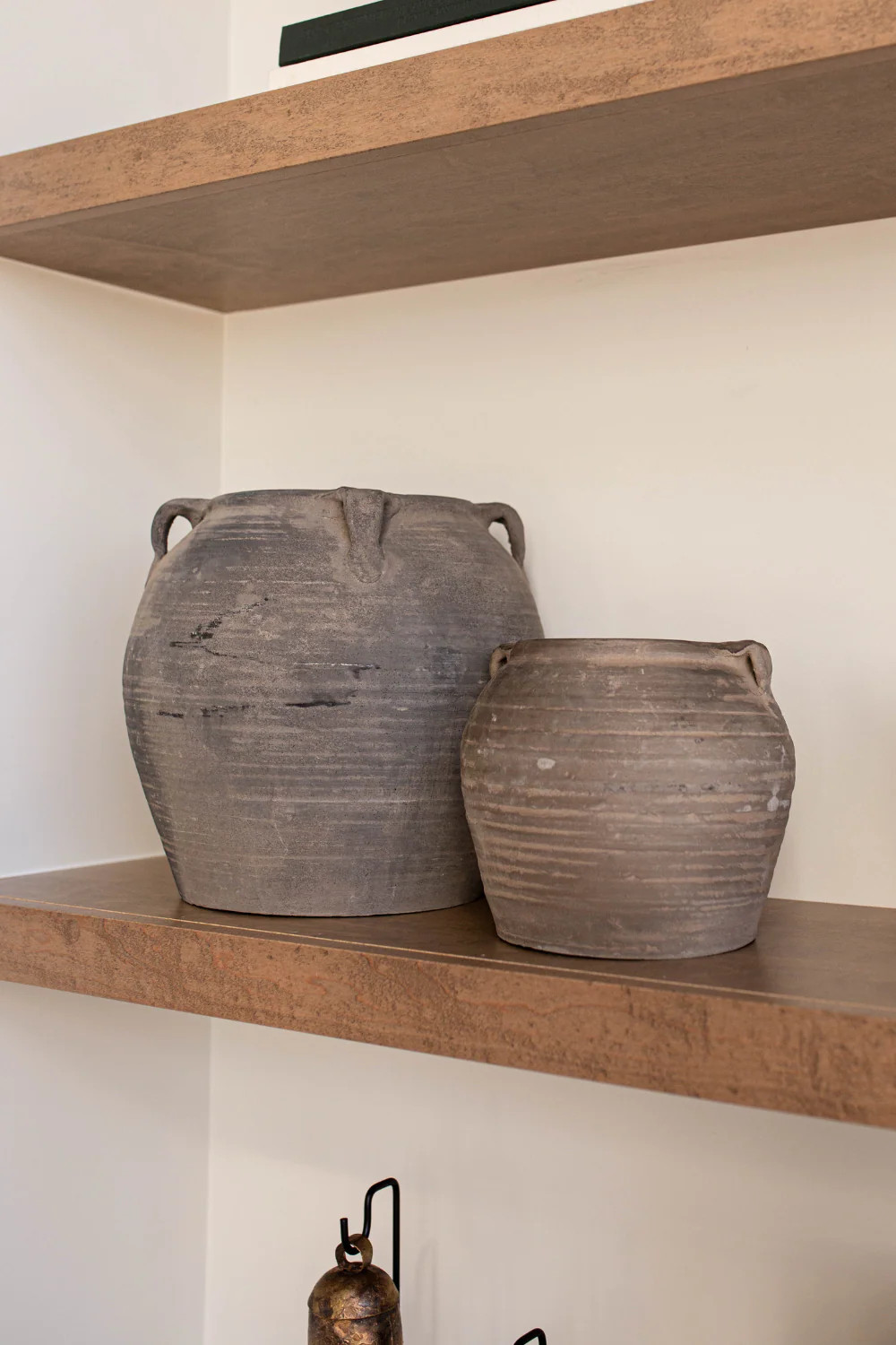 Atelier Vintage Found Black Grey Pot with Handles | Luxe B Co