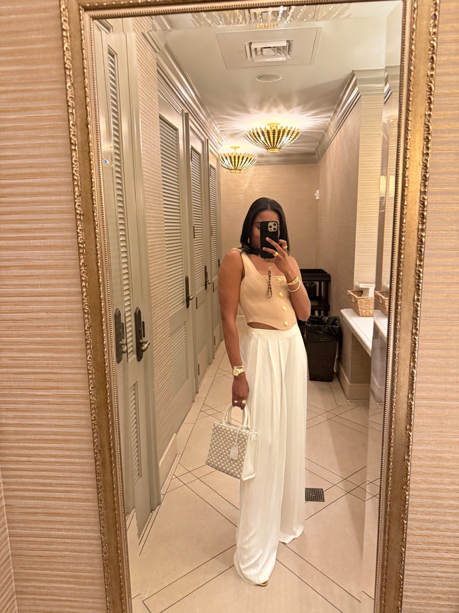 Gwynn’s of Mount Pleasant, L’agence, spring outfit inspo, wide leg pant, crop top

#LTKStyleTip #LTKParties