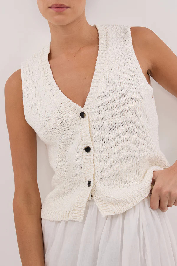 MARLOWE OFF WHITE BOUCLE VEST | DISSH
