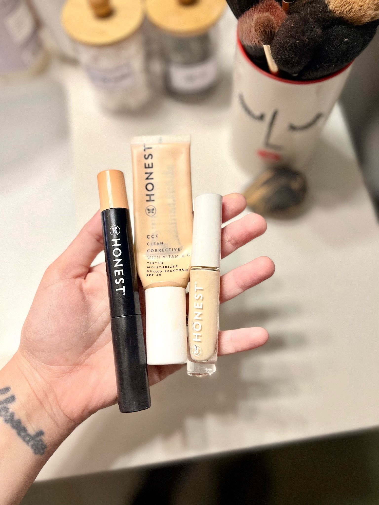 5 minute make-up routine with my favorite clean beauty products! This Honest Beauty concealer, foundation and mascara are perfect for the girl on the go or the busy mama who doesn’t have time to get ready!

Clean beauty | clean makeup | quick beauty routine | simple daily makeup | mom makeup routine | makeup routinee

#LTKfindsunder50 #LTKbeauty