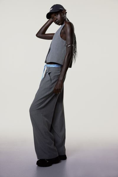 Tailored trousers - Regular waist - Long - Grey - Ladies | H&M GB | H&M (UK, MY, IN, SG, PH, TW, HK)