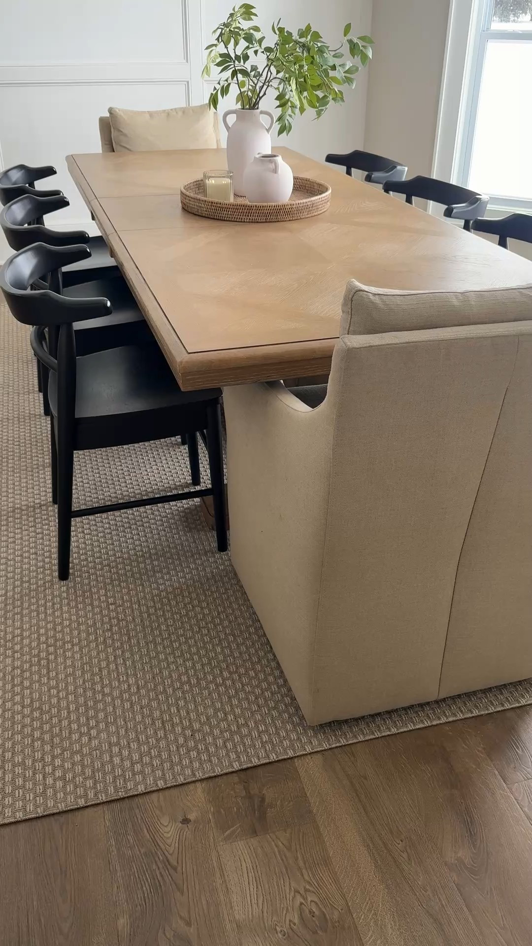 Dining room inspo, love both of these chairs! Exact dining table is discontinued but I linked the same one in brown and another one that’s similar!

Dining room area, rug, neutral rug, black dining chair up, upholstered, dining chair, dining room, chair, kitchen, table, kitchen chair, table, decor, round tray vase faux greeneryy throw

#LTKHome #LTKSaleAlert