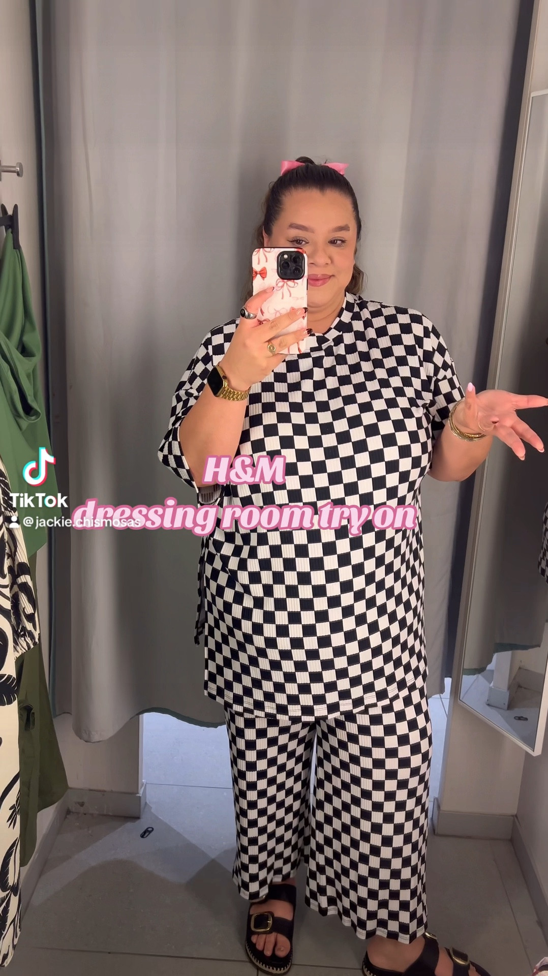 H&M plus use try on, size 18, dresses, curve, curvy

#LTKPlusSize #LTKFindsUnder50 #LTKStyleTip