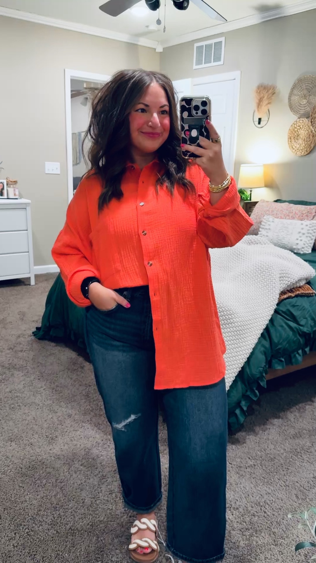 A little color goes a long way ✨ This bright Amazon button-down is lightweight, comfy, and perfect for layering or wearing on its own.

sandals: fit true to size // wearing a 5
jeans: fit true to size // wearing a 14
button up long sleeve: fits oversized // wearing a large 

 

#LTKootd #LTKMidsize #LTKWorkwear