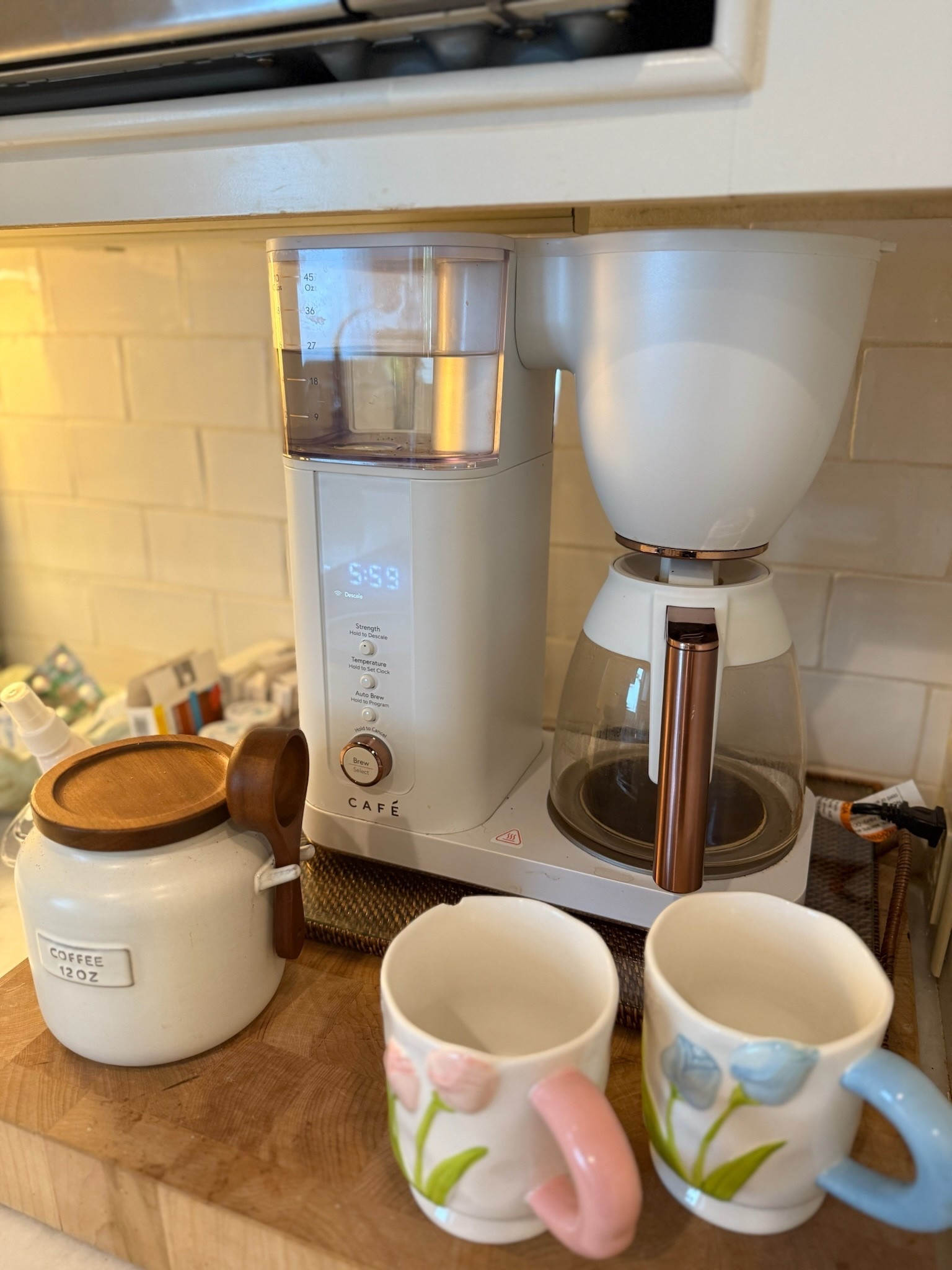Love my coffee bar set up!! Does not feel cluttered or unorganized. Small swaps like the coffee canister and matching machine help me stay organized!!! 

#LTKFamily #LTKStyleTip #LTKHome