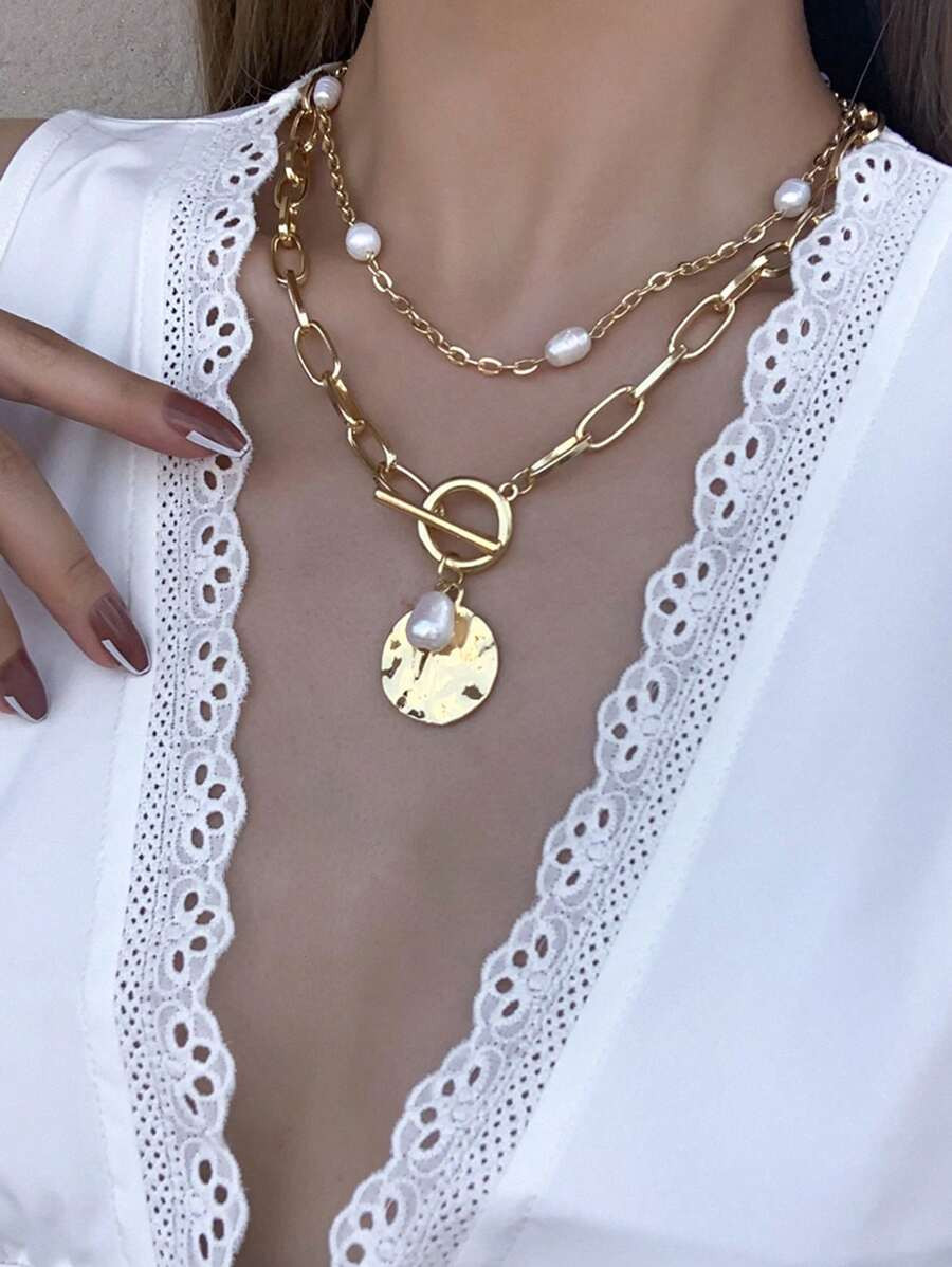 Faux Pearl Chain Necklace With Round Pendant Necklace Set | SHEIN