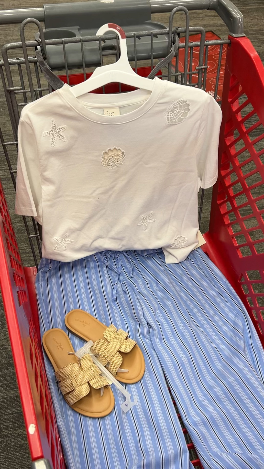 Comfy casual summer outfit with these wide leg soft pants and crochet detail tee (zoom in on the little seashells!) #targetstyle