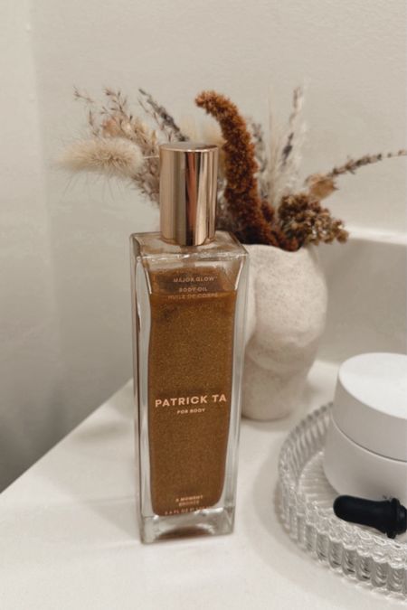 Best smelling body oil that gives the best glow 🤎

#LTKfindsunder100 #LTKSeasonal #LTKbeauty