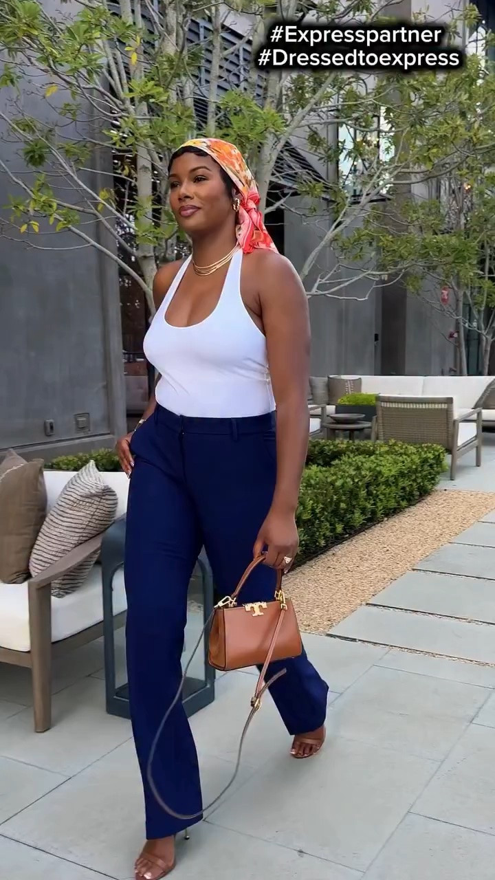 Getting dressed is just easier with @Express . Whether I’m headed to lunch, running errands, or planning a day out, I’m always reaching for pieces that make me feel confident and put together.

#DressToExpress #ExpressPartner @shop.ltk #liketkit