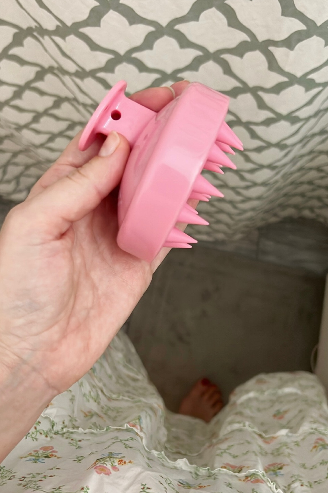 Amazon prime day. Amazon finds. Amazon beauty. Scalp massager shampoo brush. 
.
.
.
… #ltkunder100

#LTKbeauty #LTKxPrimeDay #LTKunder50