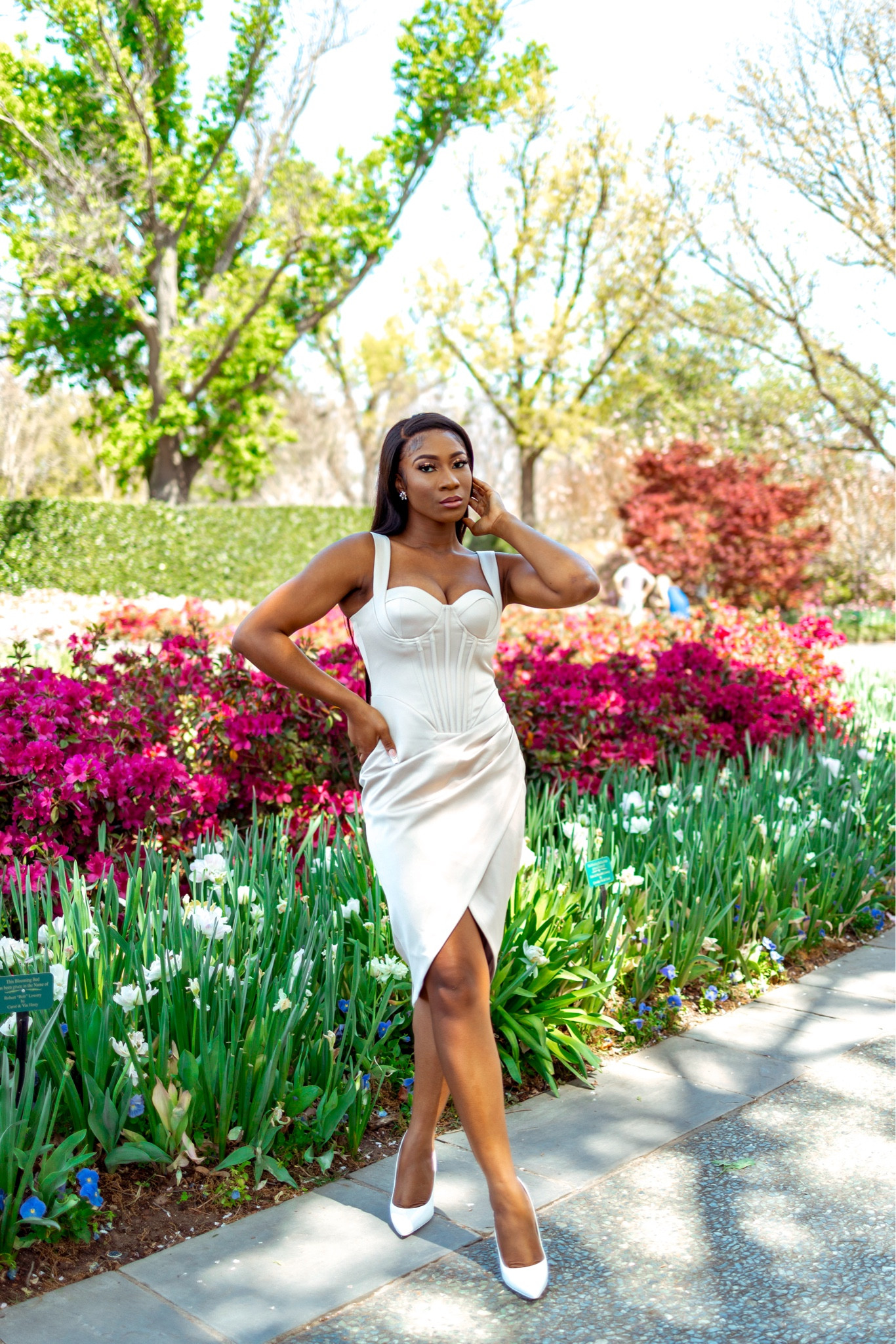 Satin Corset midi dress in color champagne. 
This dress is anything but basic and hugs you in all the right places. Perfect buy for any occasion!

#LTKfindsunder100 #LTKstyletip #LTKbeauty