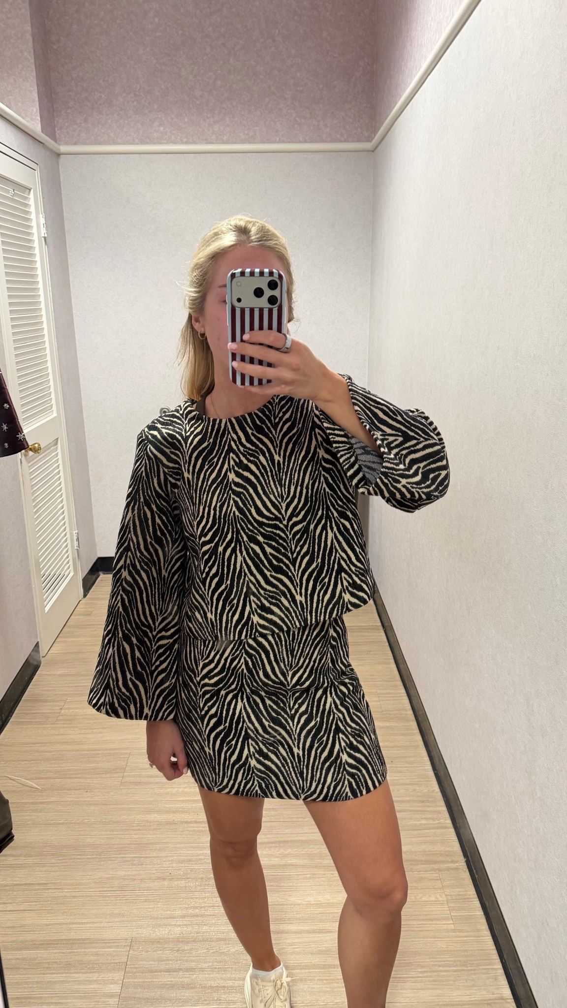 Dillards sets!! SO GOOD!!🤍🖤

#LTKootd