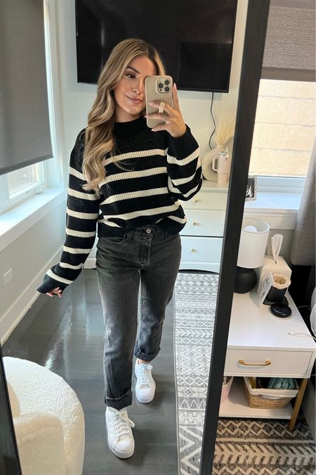 Fall fashion 
H&M finds
Abercrombie 
Jeans
Denim
Adidas 
Sneakers
White sneakers
Striped sweater 
Cropped sweater 
Knit sweater 
Fall outfit 
Comfy outfit
Casual outfit 
Fall 
Neutral outfit 
Home decor
Summer outfit 
Work outfit ideas 


#LTKFind #LTKBacktoSchool #LTKworkwear