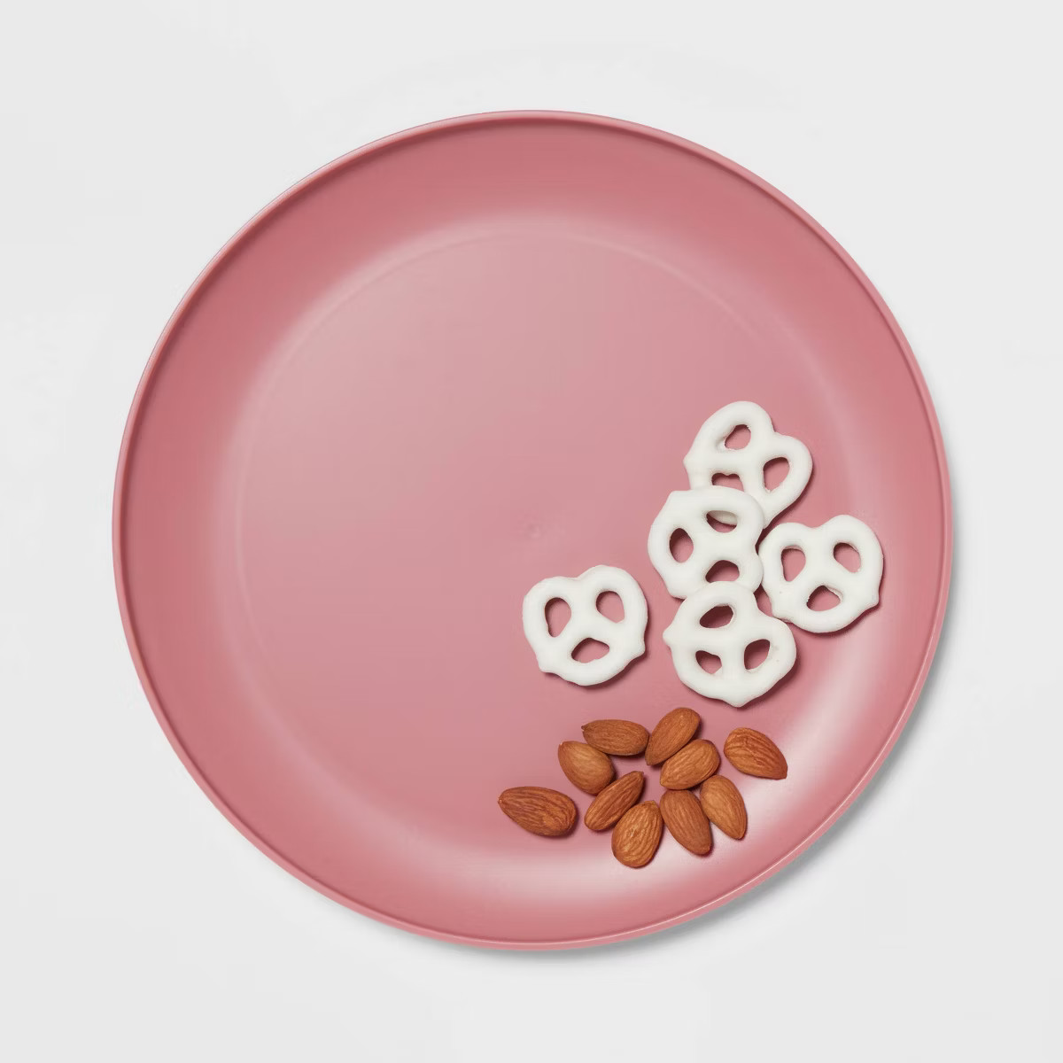 10.5" Plastic Dinner Plate - Room Essentials™ | Target