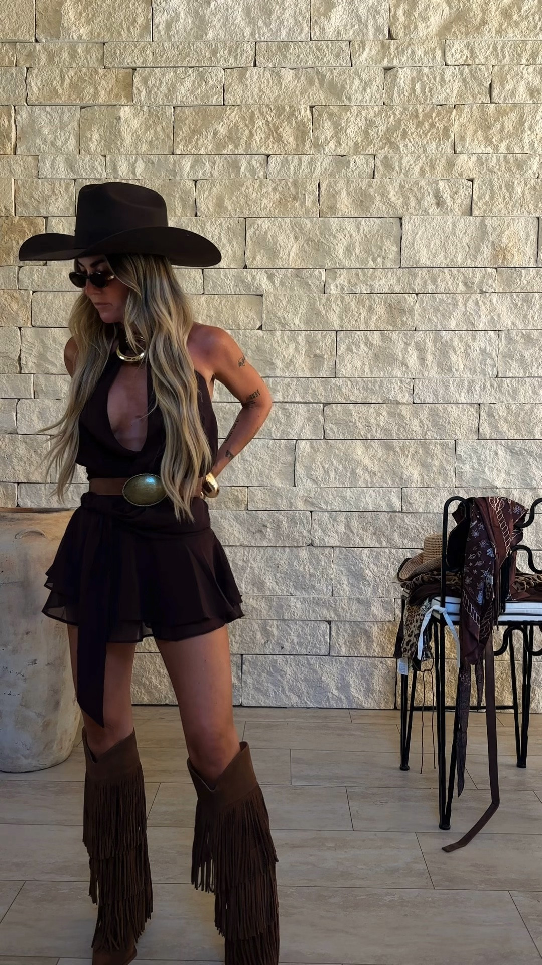Countdown to Kenny is on🤠 Look no.
2 of 3 concert styles for no shoes nation at the sphere in Las Vegas🎰

#LTKgrwm #LTKootd #LTKTravel