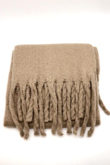 Miracle Fuzzy Scarf | Storets (Global)