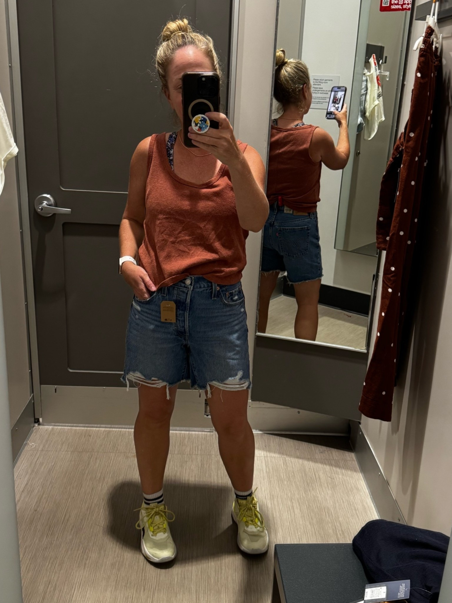 Target Levi’s shorts with this summer tank! Swap out for some cute shoes and it’s the perfect summer outfit.

#LTKPetite #LTKdayinmylife #LTKOver40