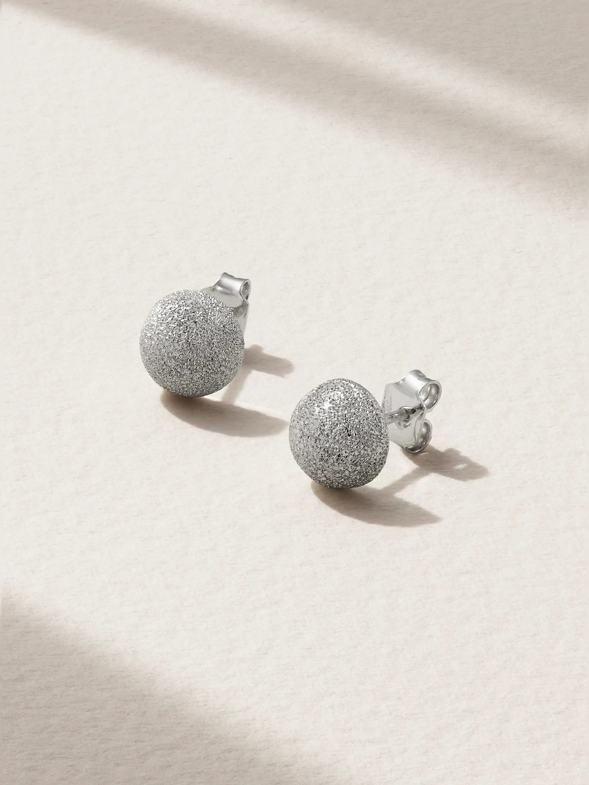 18-karat white gold earrings | NET-A-PORTER (US)