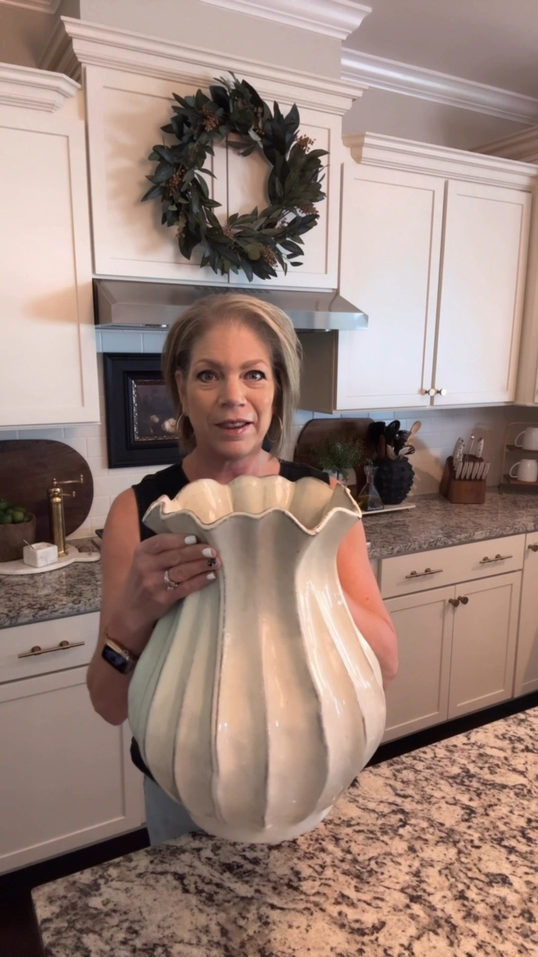 Gorgeous Pleated Ceramic Vase

She’s a beaut😍


#LTKFindsUnder50 #LTKHome #LTKSeasonal