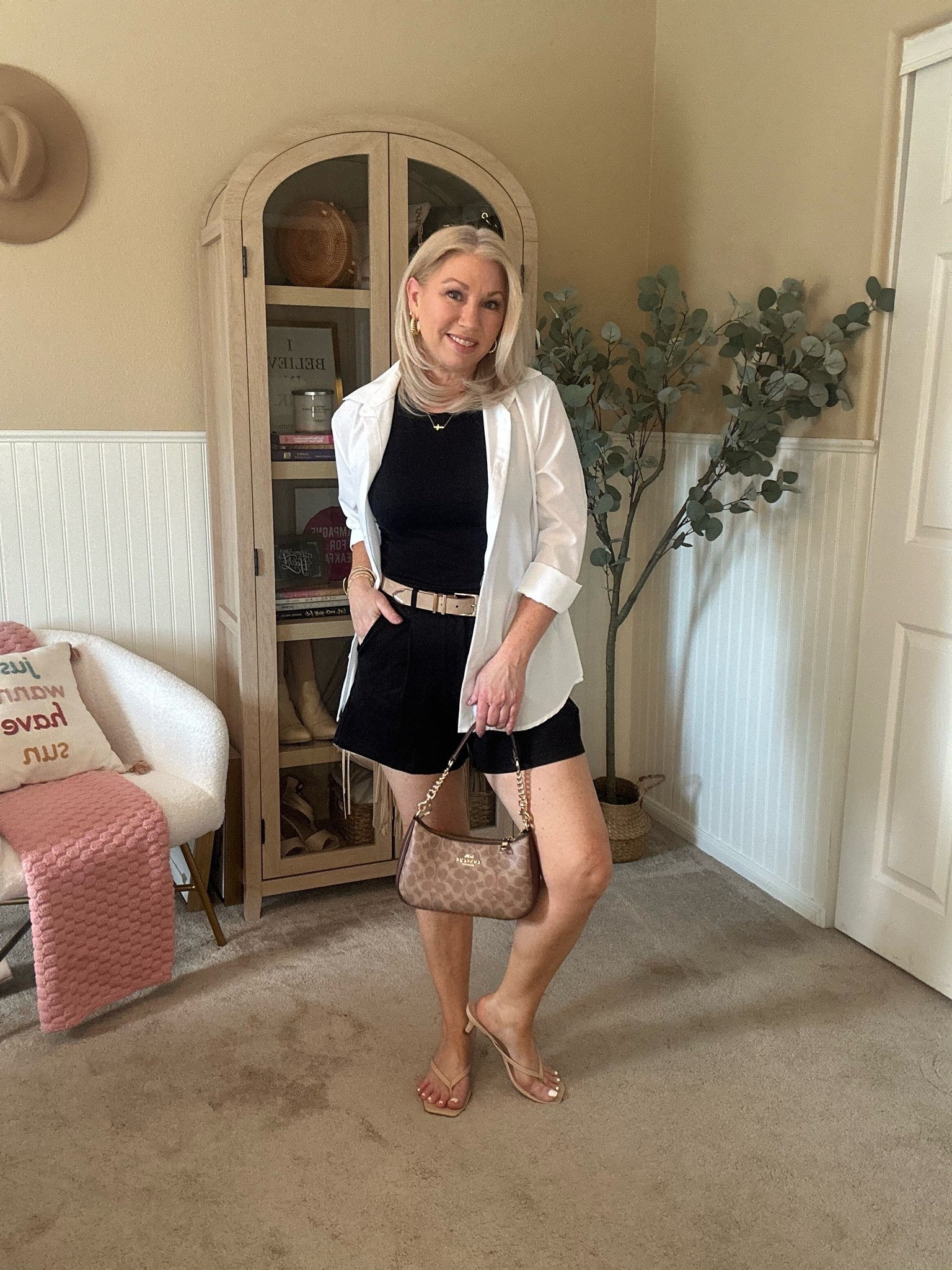 Elevated casual style
Casual Mother’s Day outfit

#LTKPetite #LTKOver40 #LTKMothersDay