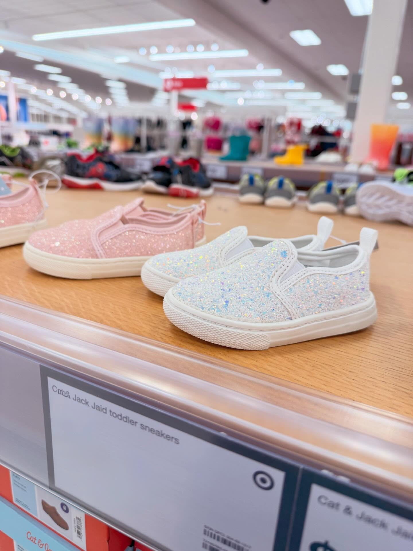 Adorable and sparkly ✨ 

These must-have shoes from Target are stealing the spotlight! The pink pair comes in toddler + big girl sizes, and the white ones are on clearance 🤍—run, don’t walk, because they’re still in stock online (for now!).



#TargetFinds #SparkleStyle #KidsFashionFinds #TargetStyle #MomFinds