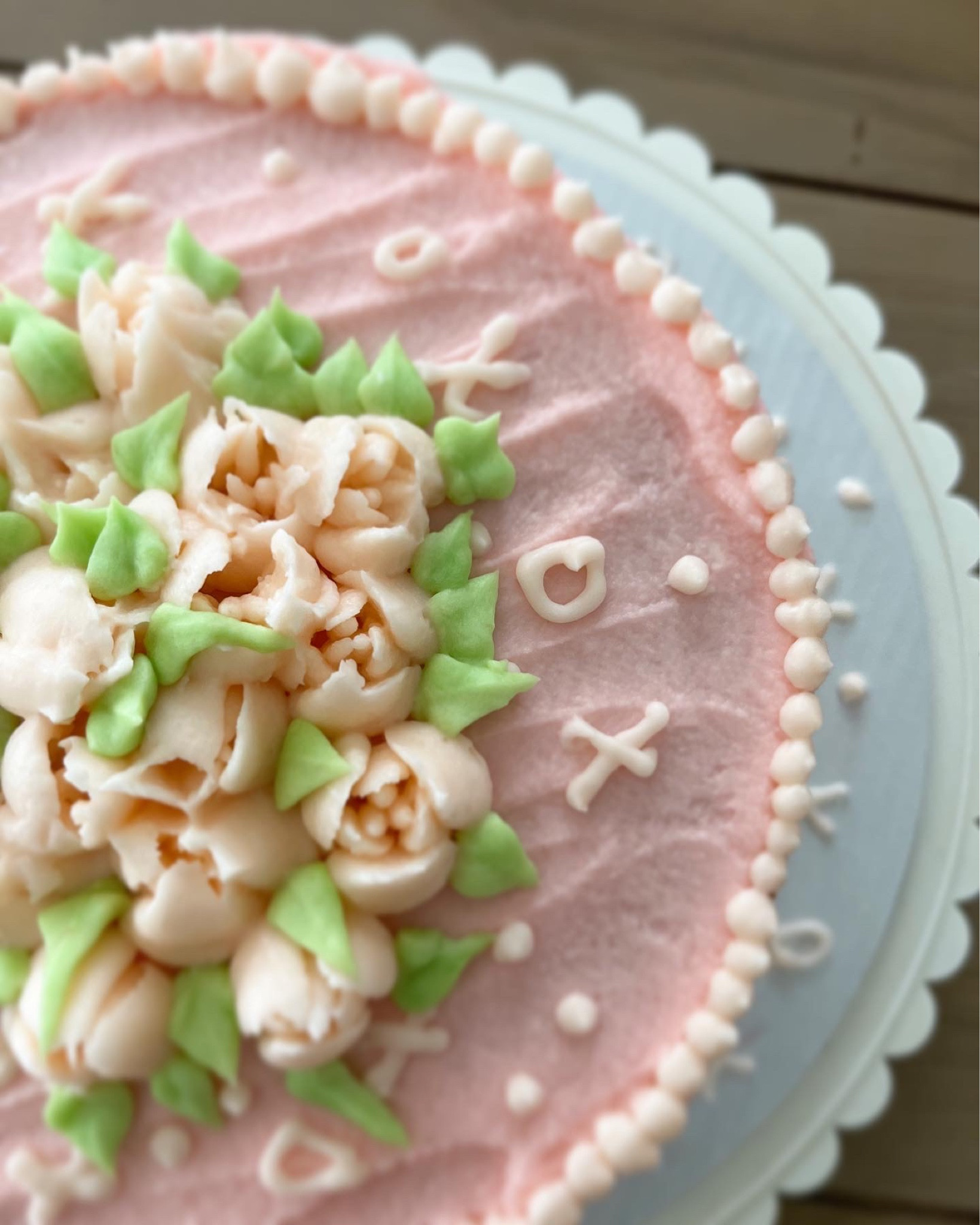 My feed needed some color so what better way to brighten things up than to share a cake 🎂 

This was my first attempt at #italianmeringuebuttercream using my new @kitchenaidusa stand mixer and overall I’d give myself a C- because I couldn’t get the texture right. This style of buttercream is so different than #americanbuttercream! Luckily I salvaged this batch enough create a cute birthday cake for my daughter. I’d call it a #nakedcake but a bit more “rustic” 🥳. Her birthday was yesterday. Her college roommates will threw her a big dorm party last night and when I delivered my cake was impressed with how they decorated to celebrate her day. Everything was adorable. 🎊

Today we celebrate with my granddaughter who turned 1 yesterday. I can’t wait for her first cake smash. 

March is a big birthday month here filled with Aries and it has this Scorpio’s head spinning. ♈️ & ♏️ 
#nakedcake #homemadewithlove #buttercreamcakes #birthdaycake #cakedecorating #russianpipingnozzles #russianpipingtips @amazonhome @amazoninfluencerprogram #diycake #homemadecake #cakeart #tulipcake #kitchenaid

#LTKGiftGuide #LTKhome #LTKFind