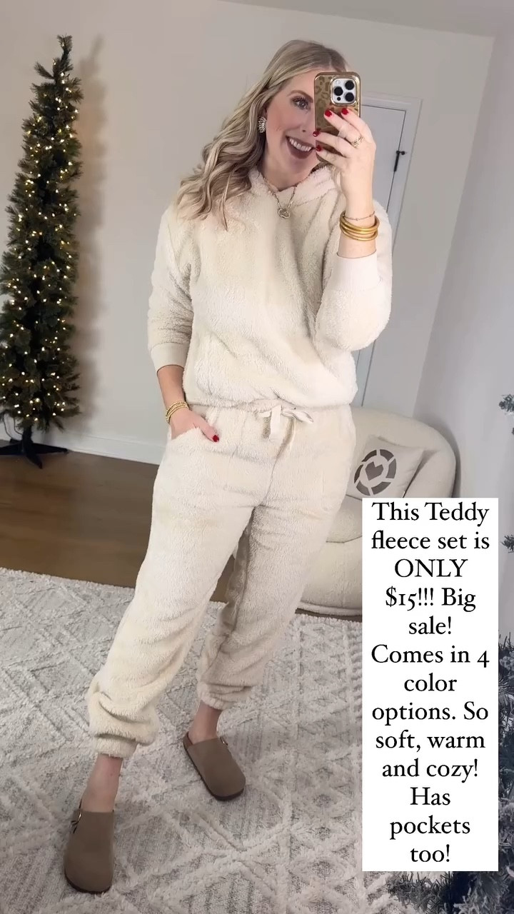 Walmart try on, Walmart outfit, Walmart sale, lounge set, fleece set 

#LTKCyberWeek #LTKWatchNow #LTKSaleAlert