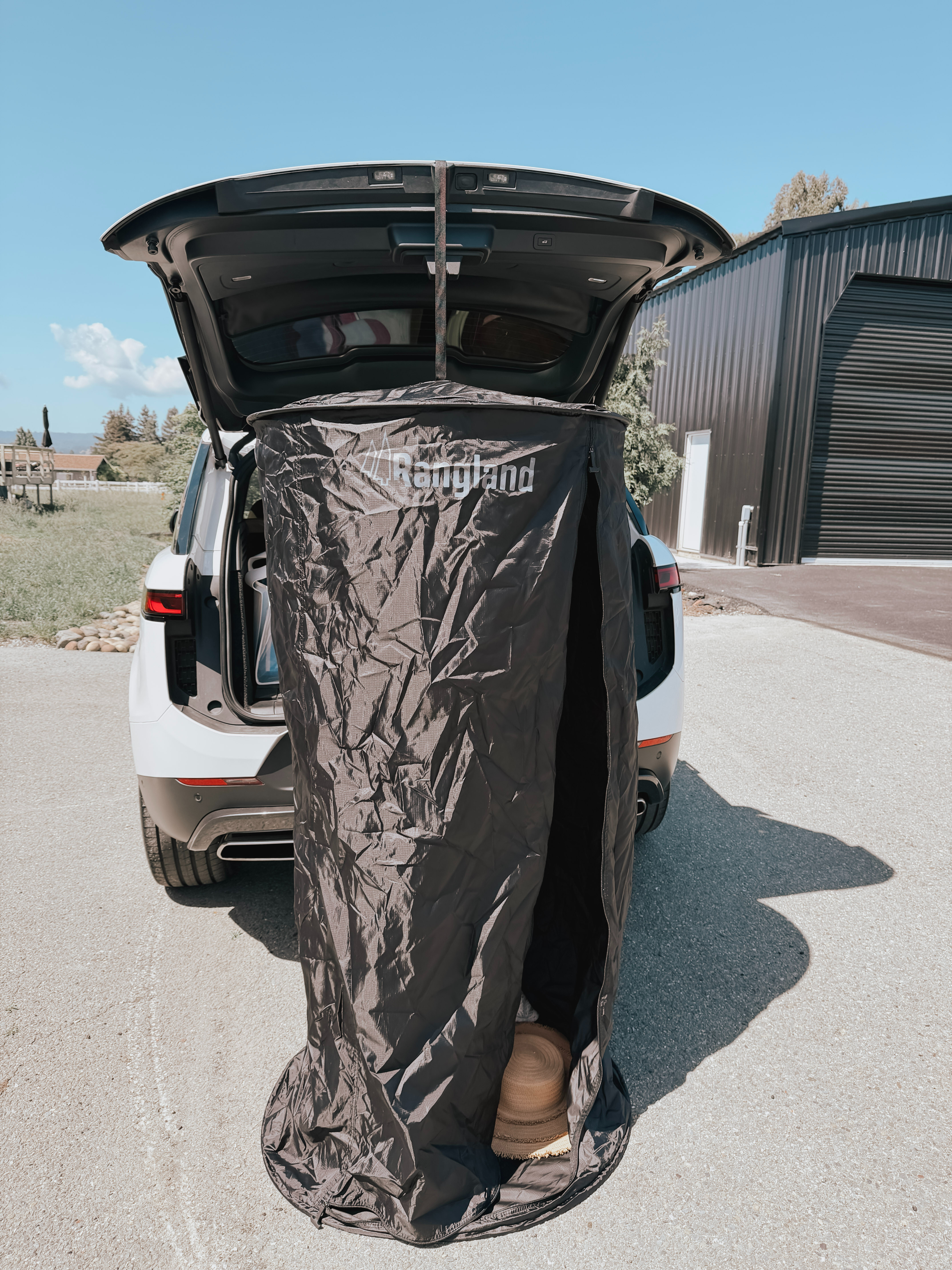 A portable changing room tent with an SUV lift gate  is a compact, travel-friendly shelter designed to give you instant privacy anywhere your vehicle goes, especially for outdoor activities like beach trips, camping, or road travel.
 

 #LTKdayinmylife #LTKActive