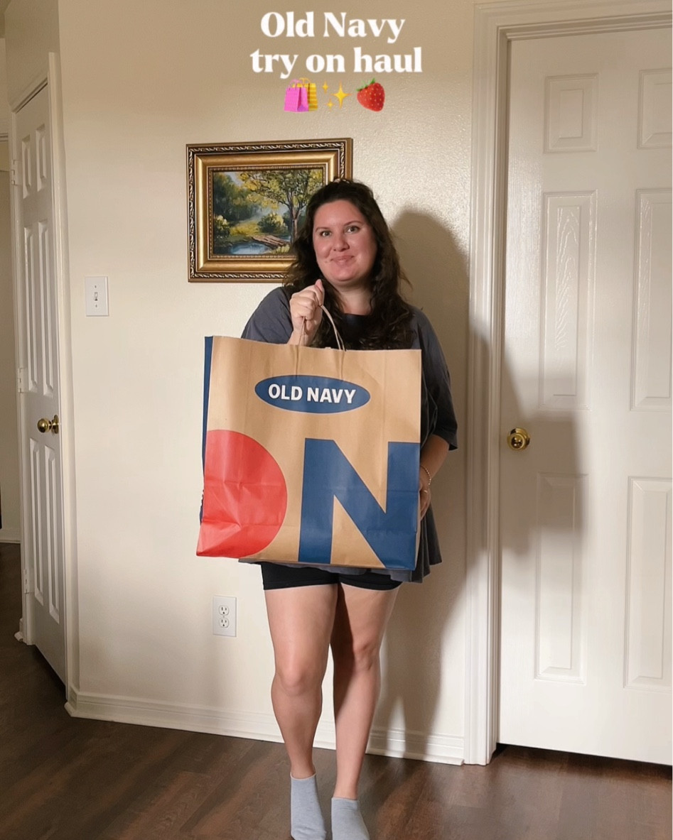 Old Navy try on haul! 🛍️

#LTKMidsize #LTKFindsUnder50 #LTKSeasonal
