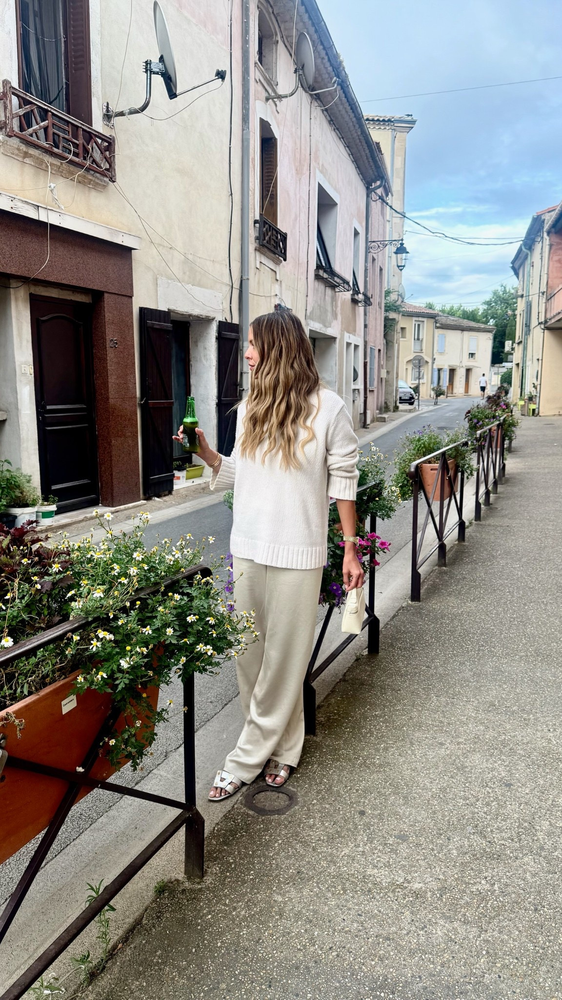 Pizza run 🍕 (and a beer while we wait!)

#LTKSeasonal #LTKTravel #LTKStyleTip