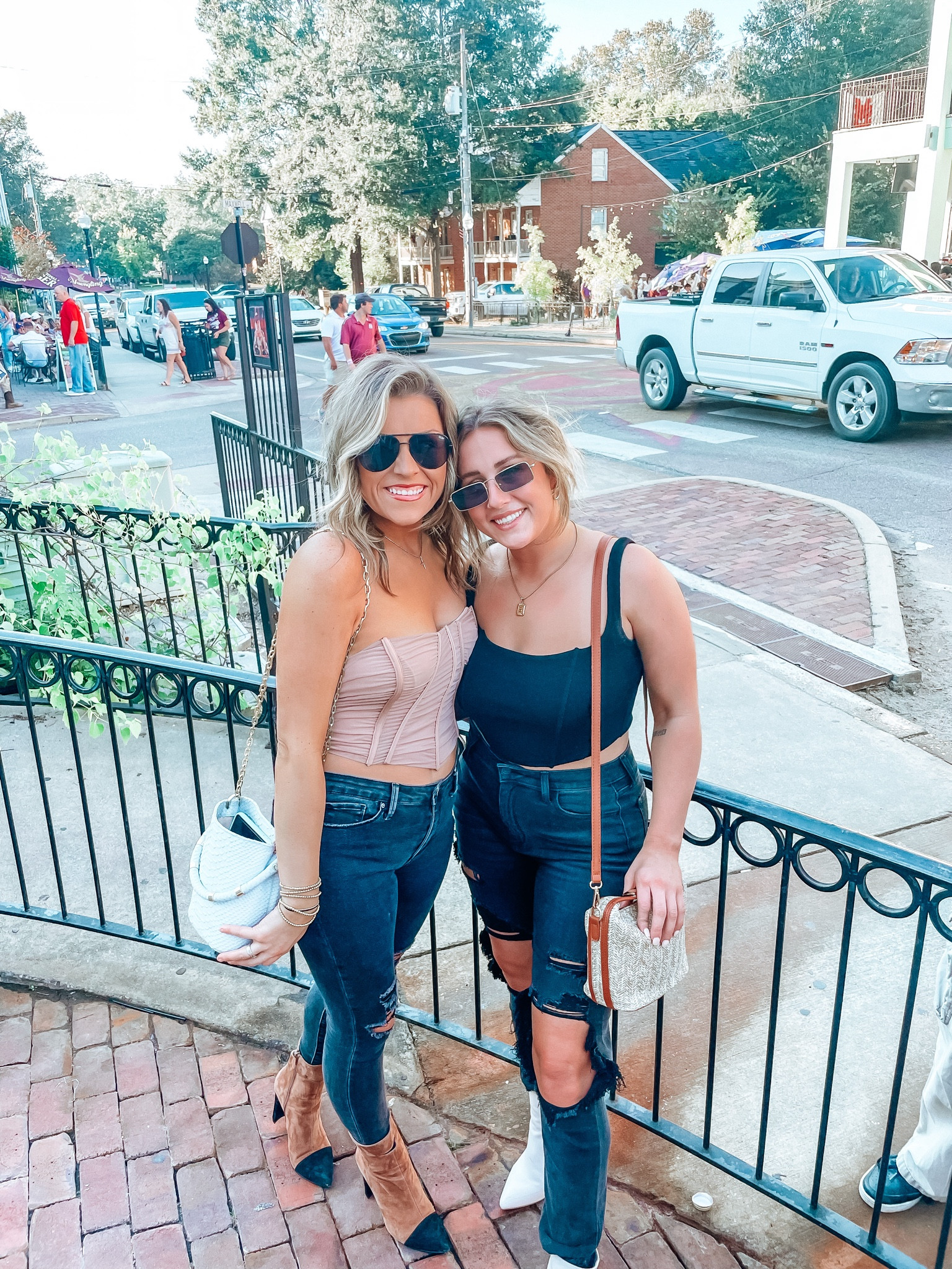 Game Day Outfit - Miss. State edition 🐾

Game day out, game day, Mississippi state, football, football outfit, football game, outfit, fall outfit 