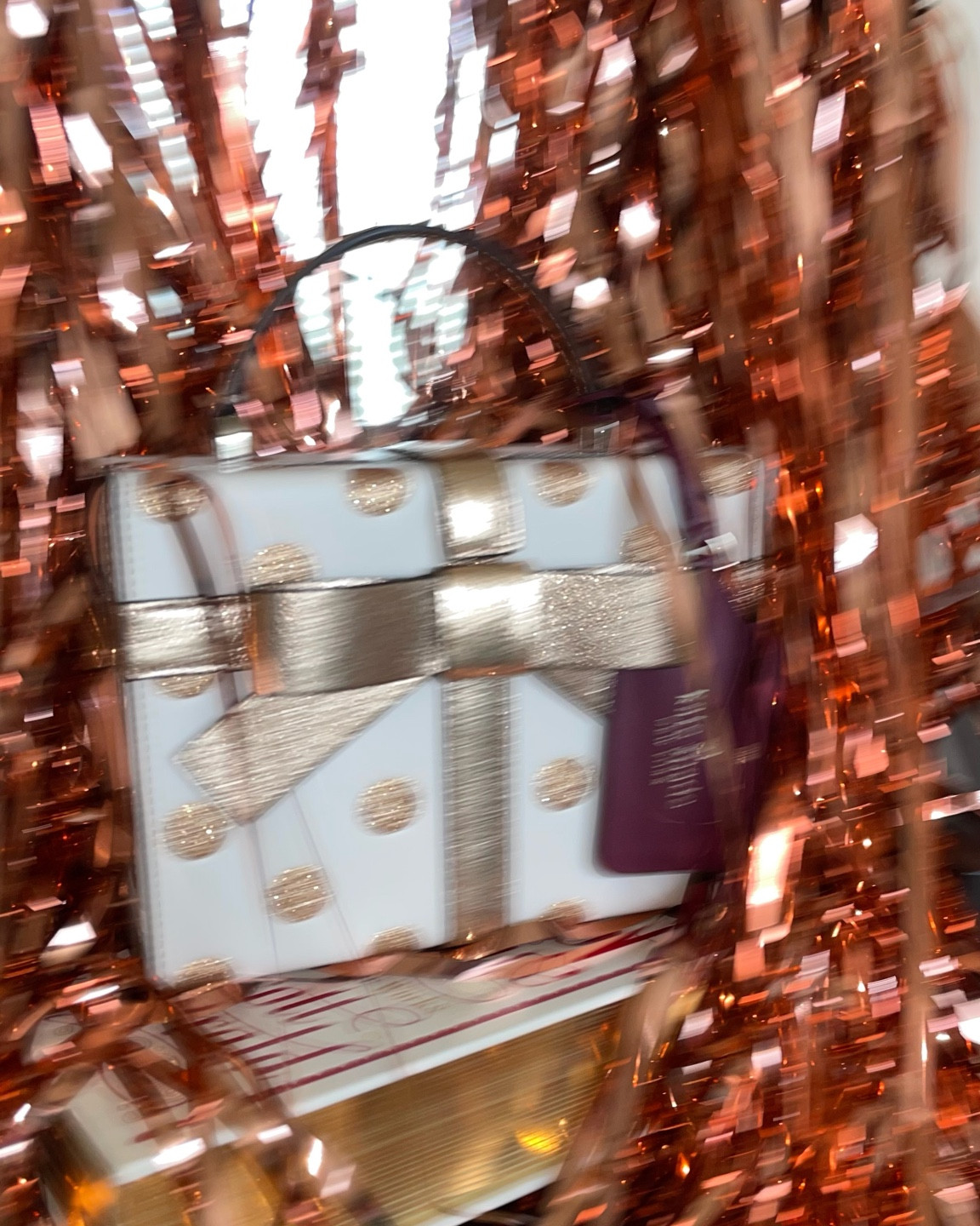 Wrapping every outfit with a bow this holiday season 🎀

This Kate Spade purse is the perfect accessory for this time of year 🎁 So pretty, it could be a gift under the tree 🎄


#katespadeny #holidaypurse 

#LTKGiftGuide #LTKitbag #LTKSeasonal