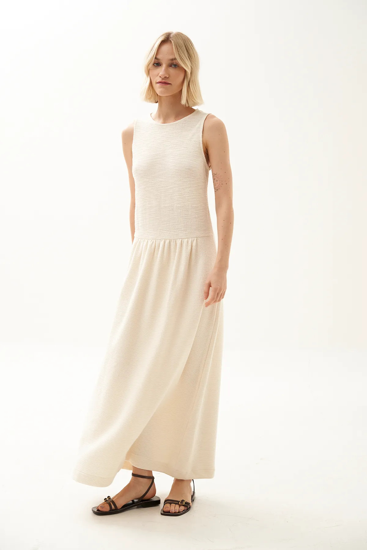 Vestido Comfort Missinclof - OFF WHITE - Gallerist | Moda Autoral e Contemporânea | Gallerist (BR)