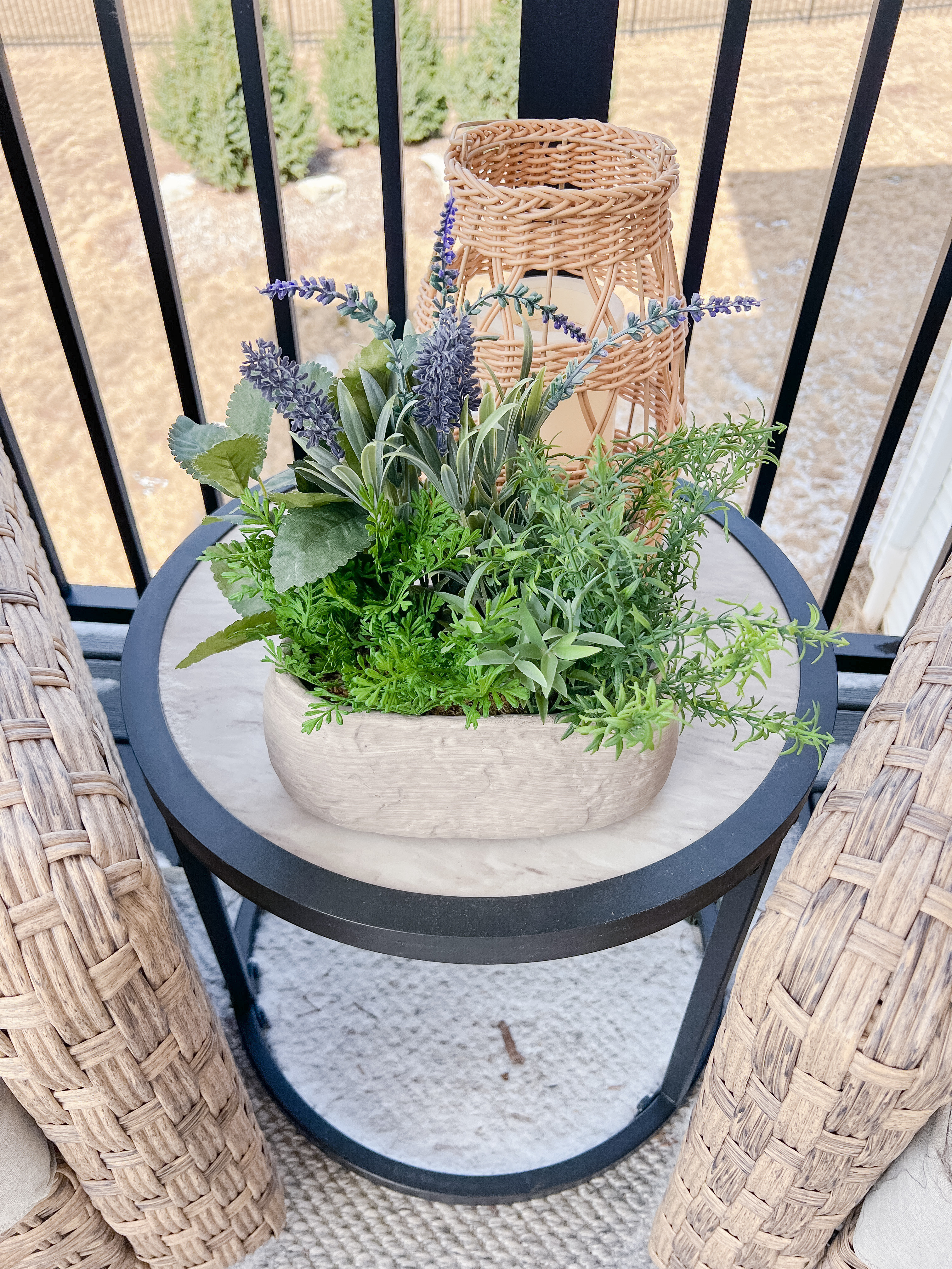 Spring Patio Decorations! 

Spring patio - Style tips - Home decor - Spring favs - Patio essentials 

#LTKHome #LTKStyleTip #LTKSeasonal
