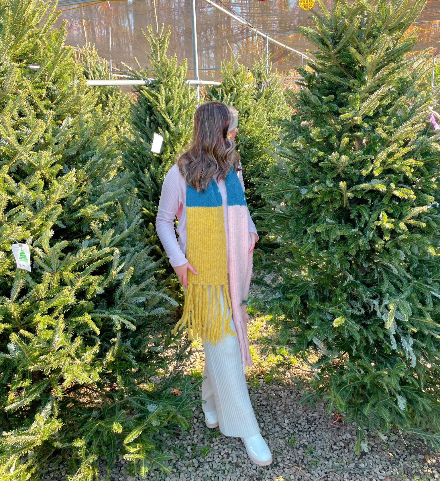 tree shopping outfit 🌲☃️💖
scarf: Ivy & leo 
sweater: thrifted 

#LTKstyletip #LTKHoliday #LTKSeasonal