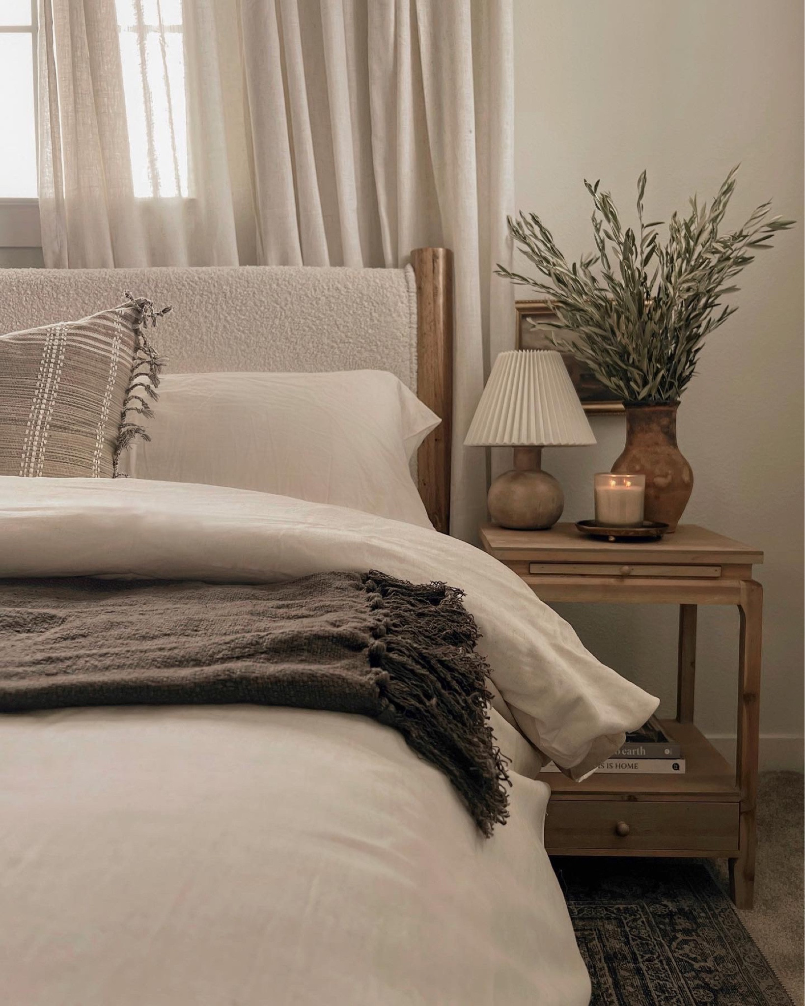 Bedding details ✨

#LTKstyletip #LTKSeasonal #LTKSale