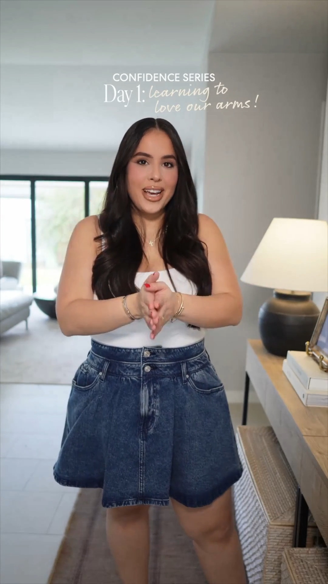 Confidence series day 1! Learning to love our arms again!! 



#LTKMidsize #LTKootd #LTKgrwm