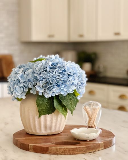 Love this textured vase from @target which is now on sale! 