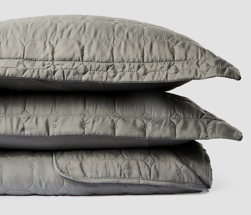 Kit colcha matelada dupla face cinza - QUEEN Cinza | Casa Riachuelo

#LTKpromo #LTKhome #LTKbrasil