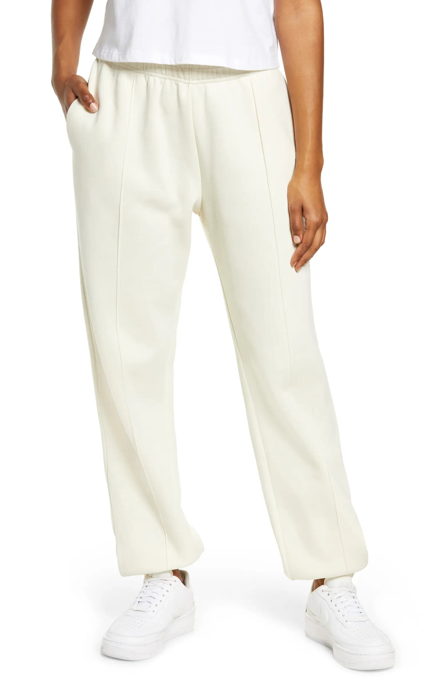 Sportswear Essential Fleece Pants | Nordstrom