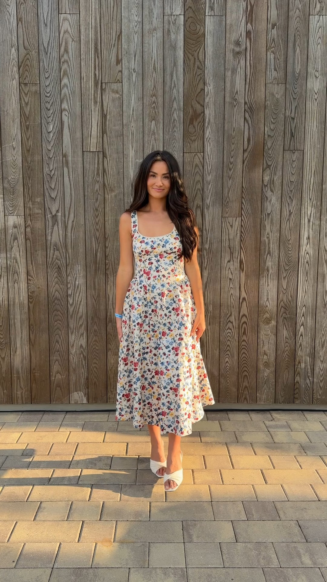 How does Abercrombie always make the comfiest dresses? ♥️

#LTKCon #LTKmomlife #LTKgrwm