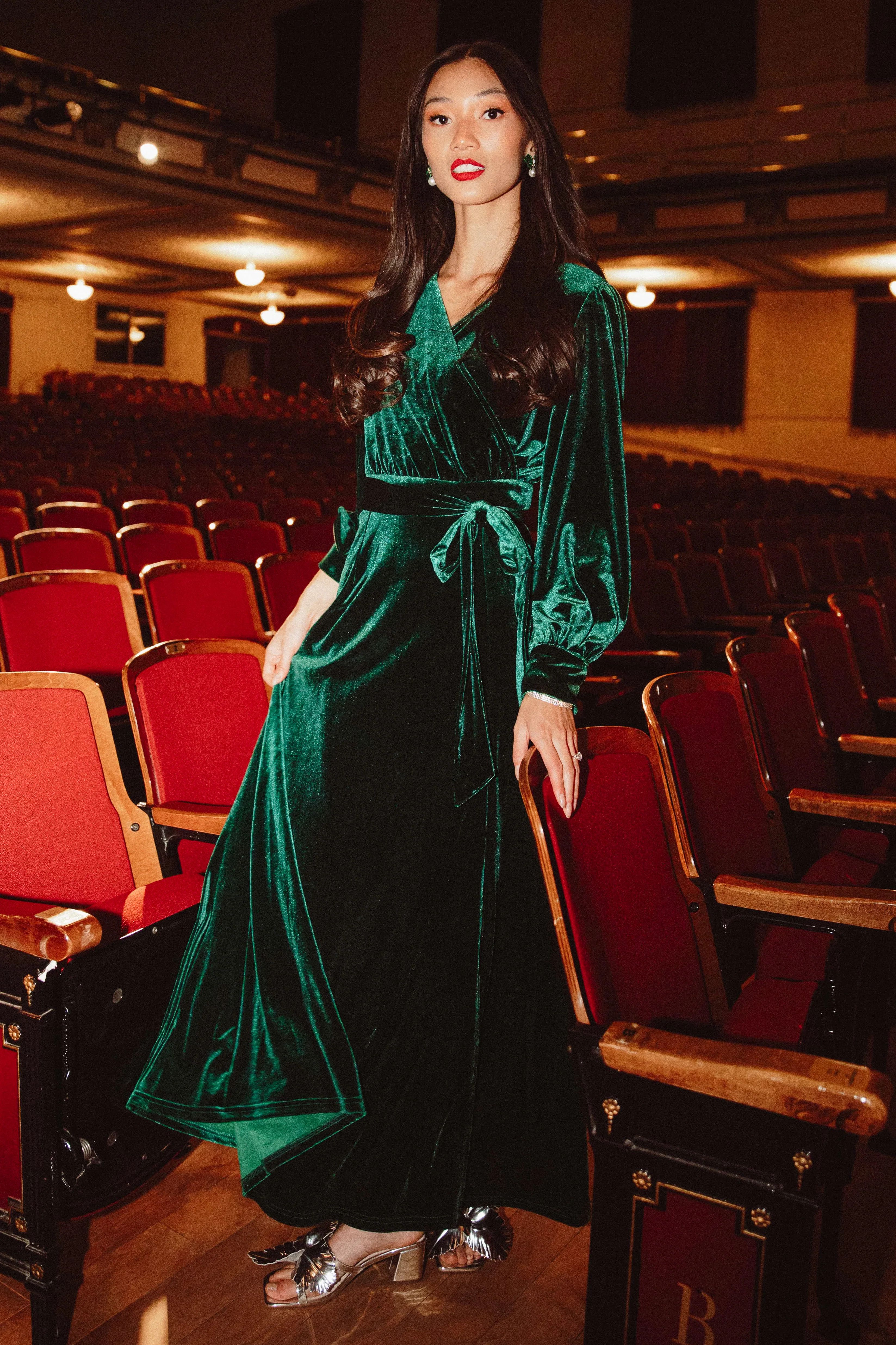 Andie Dress in Emerald Velvet - FINAL SALE | Ivy City Co