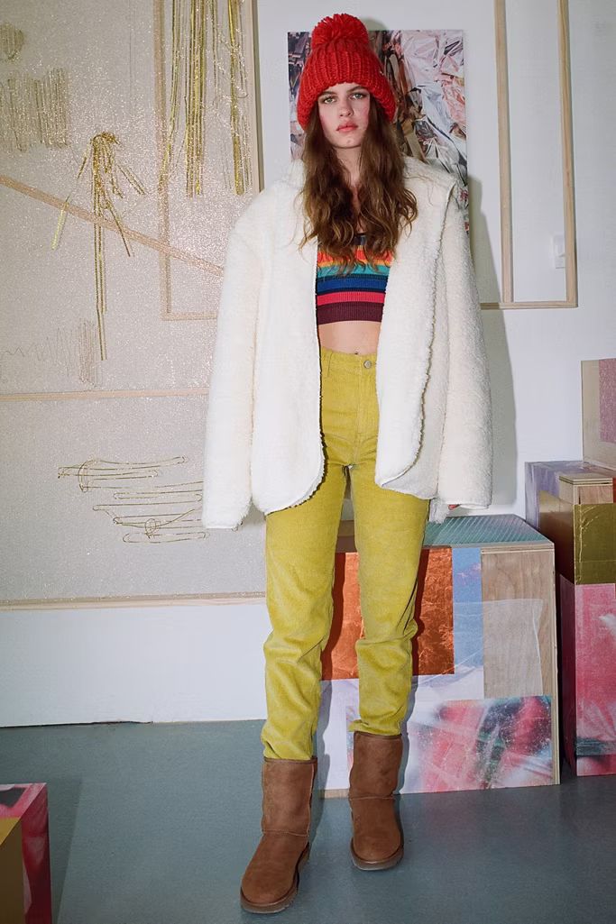 UO Carmella Reversible Hooded Teddy Jacket | Urban Outfitters (US and RoW)