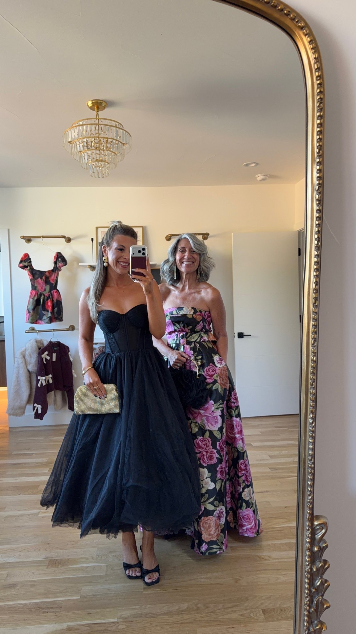 Mom and me wedding guest dresses formal event black tie dresses

Vici code: emerson30

Wearing my usual small/2
Mom wears medium/6

Wedding guest
Formal event
Black tie
Black tulle
Strapless
Pink floral
Mother of the bride
Winter party 
Special occasion 

#LTKParties #LTKHoliday #LTKWedding