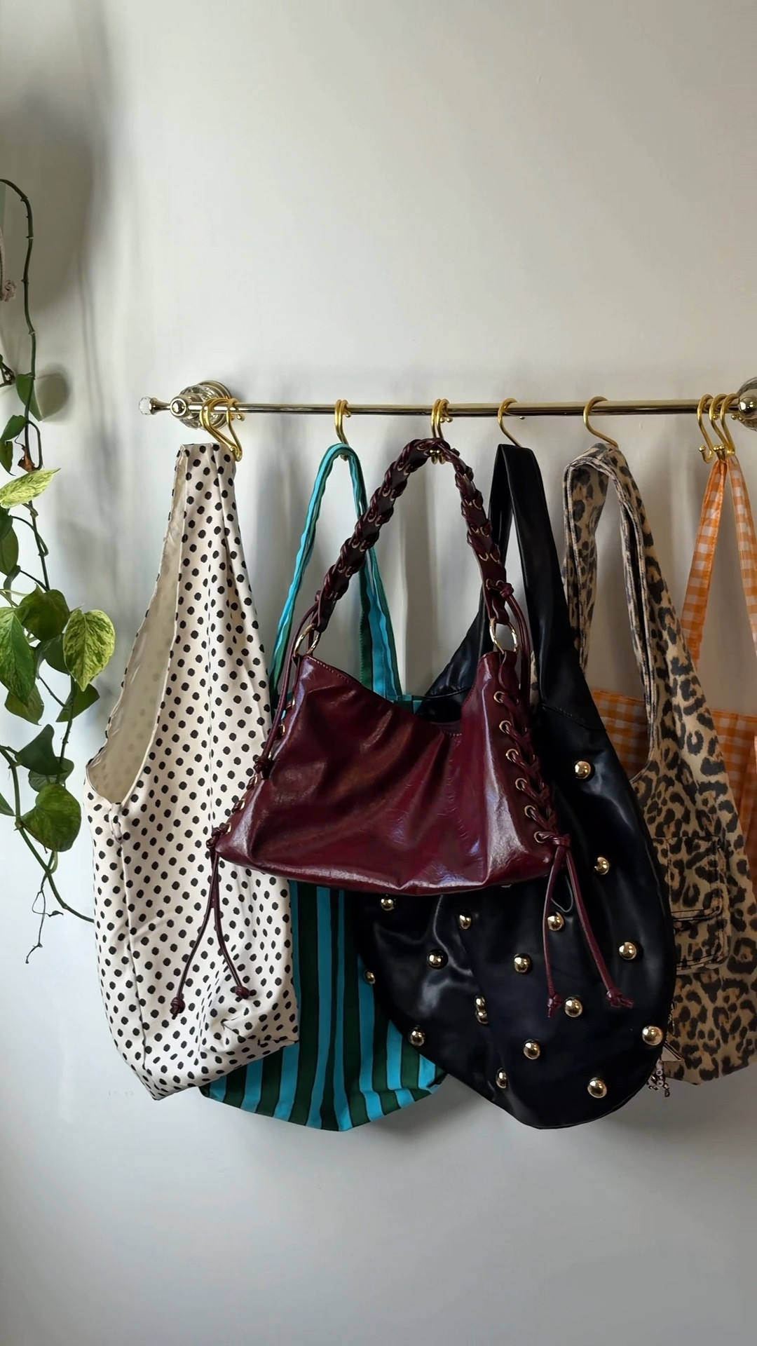 DIY PURSE RACK

#LTKHome #LTKSpringSale #LTKU